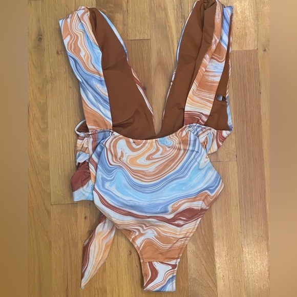 NWOT! Zara Printed One-Piece Marbled Swimsuit or bodysuit Size Medium - Picture 2 of 4